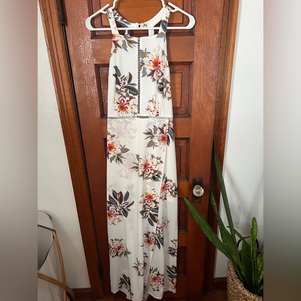 New with tags white floral maxi dress